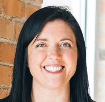 Sophie Hartwell, Kundensupport-Leiterin des Serviceteams, im Porträt